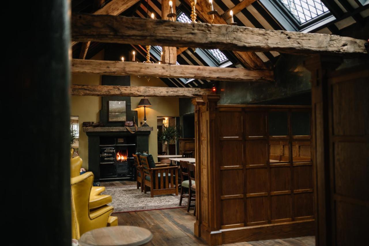 The Old Inn Крофордсберн Экстерьер фото